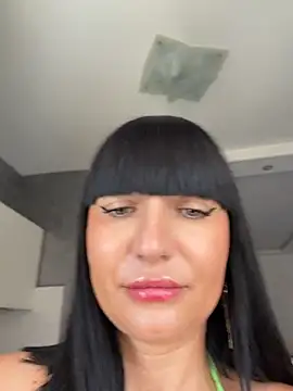 MysticCleo live cam on StripChat