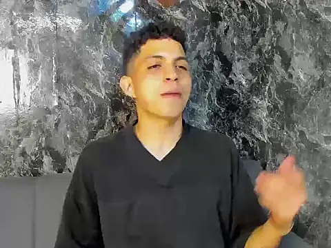 cameron_lux77 live cam on StripChat