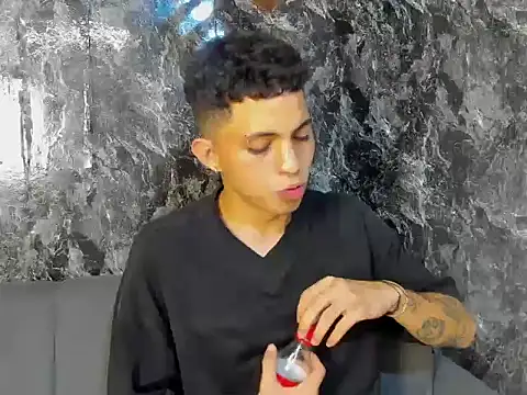 cameron_lux77 webcam