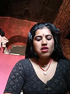 Hot_kamla