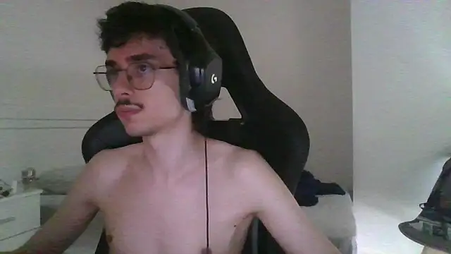 gabrielNovin17cm webcam
