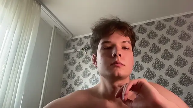 tomasdickpick (M twink) - take off a T-shirt