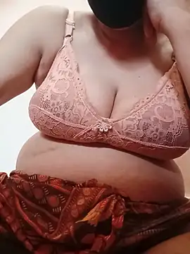 Mini_ara live cam on StripChat
