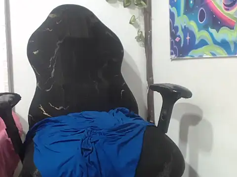 Estebanbigcock23 webcam
