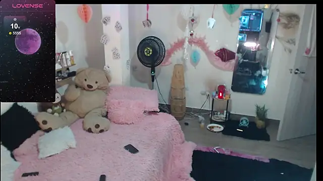 danny_1hotcute webcam