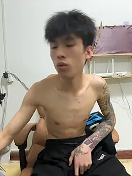 KPL-11 live cam on StripChat