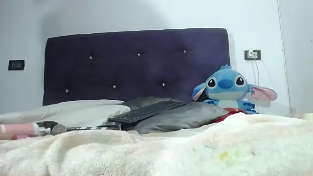 Squirter_pussybomb webcam