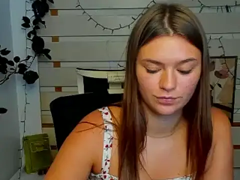 Josephine_Kiss webcam