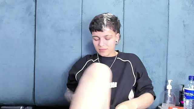 Megan_Thompson_ webcam