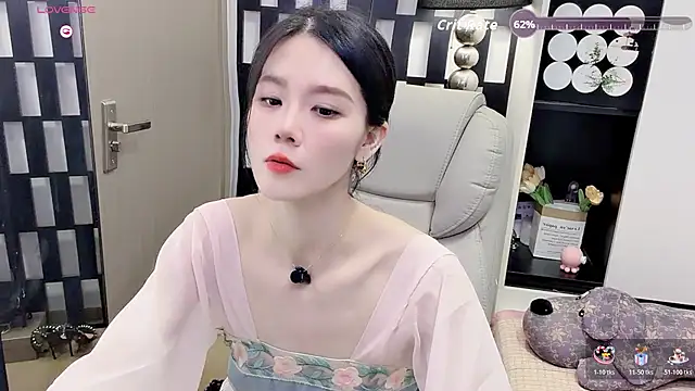 Yueyue-MM live cam on StripChat