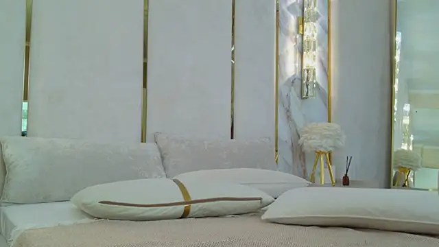 Lili_Lohan webcam