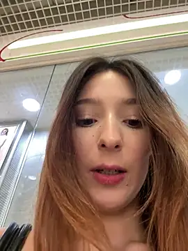 LilluKatten live cam on StripChat