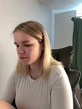 KimEvanss webcam