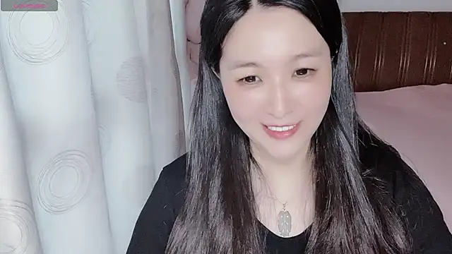 D-Misslu live cam on StripChat