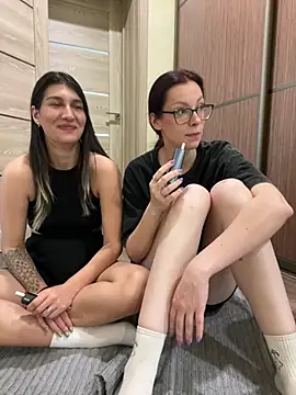 RussianGirls_ Live Webcam on Stripchat