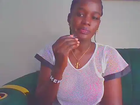 cutesmiling live cam on StripChat