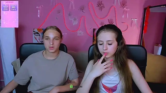 rebecca_smile webcam