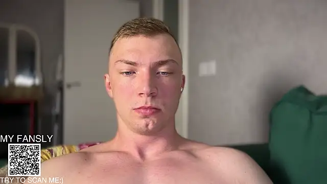 iron__chap webcam