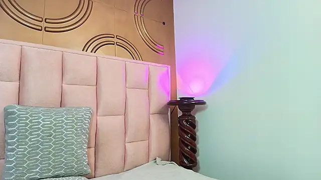 valeriaa19 webcam