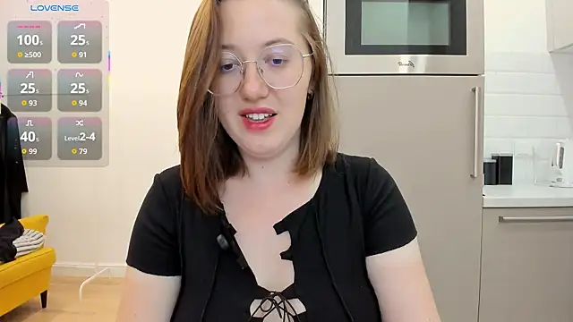 Charmy_Gracy live cam on StripChat