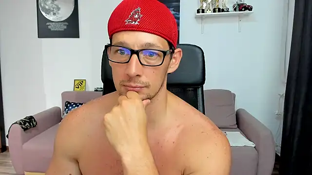 BrutusK08 webcam