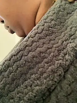 MeekyCurvyAss webcam