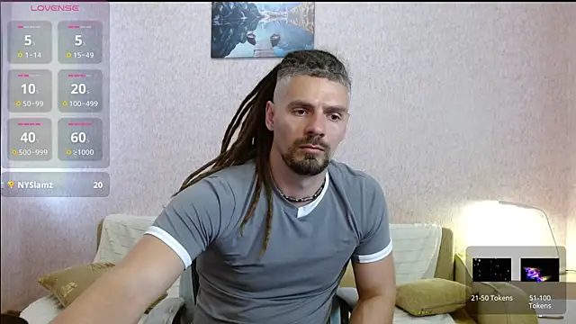 Aestheticguy101 live cam on StripChat