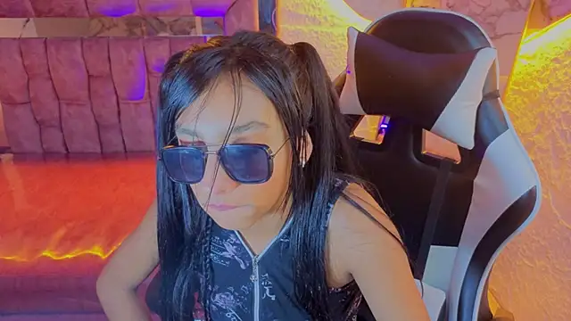 Adarasuri_v
