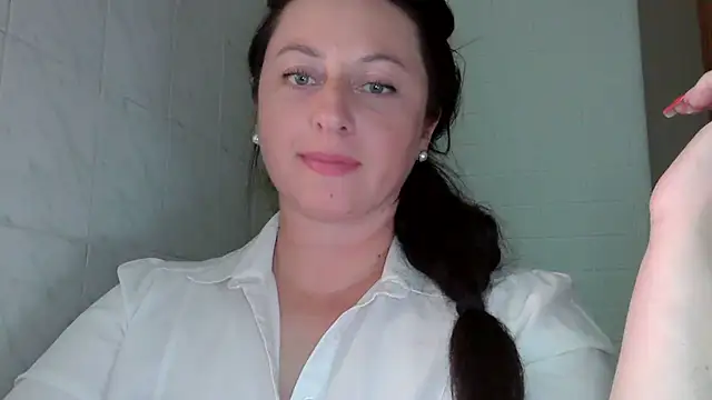 melinaax