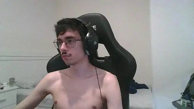 gabrielNovin17cm webcam
