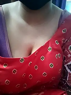Dheema19 live cam on StripChat