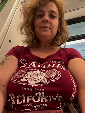 Sunbelxx live cam on StripChat
