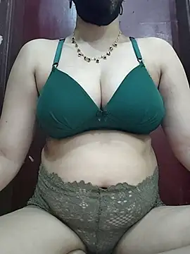 Saanvi-Sen live cam on StripChat