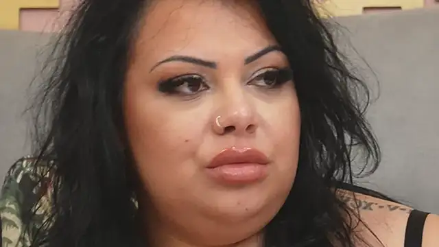 AylaFrost webcam