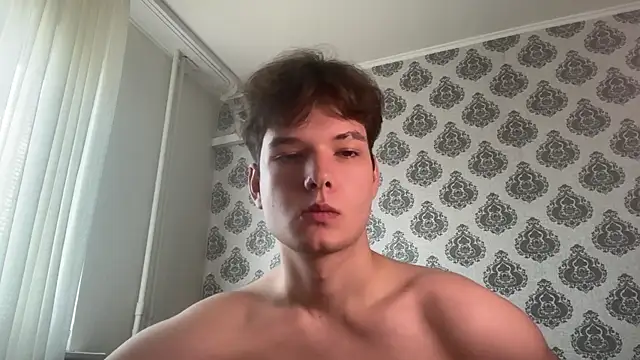 tomasdickpick (M twink) - take off a T-shirt