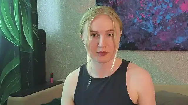 Lanavi_Smile live cam on StripChat