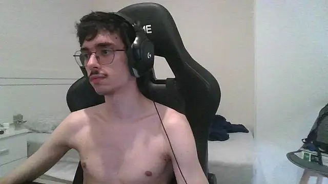 gabrielNovin17cm webcam