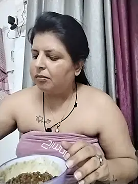 Jann_Riya333 webcam
