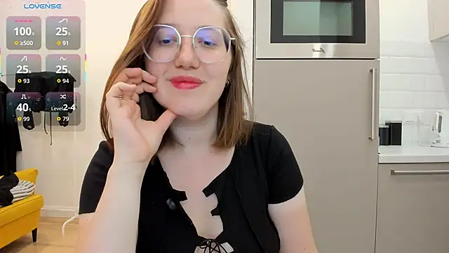 Charmy_Gracy webcam