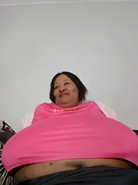nancy111 (F milf) - Make me squit and cum on my toy