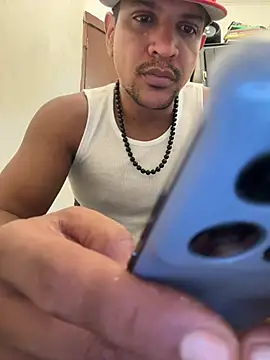 bigdick211292 webcam