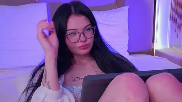 CindyMil webcam