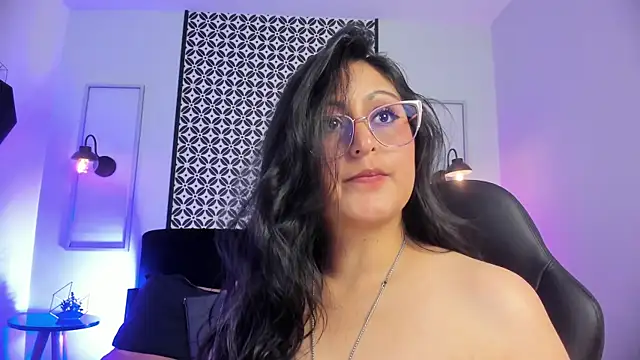 Amber_gold_ webcam