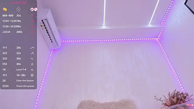 Anna_Lewis webcam