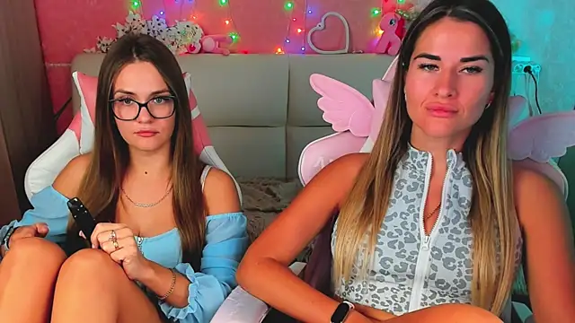 hotty_girls_here - Hotty_girls_here's free webcam - UK Sex Cams