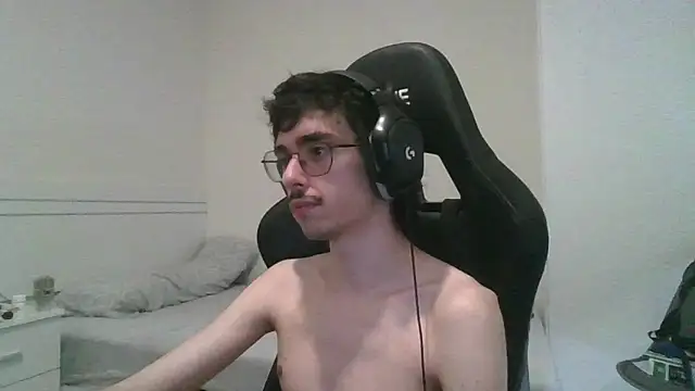 gabrielNovin17cm webcam