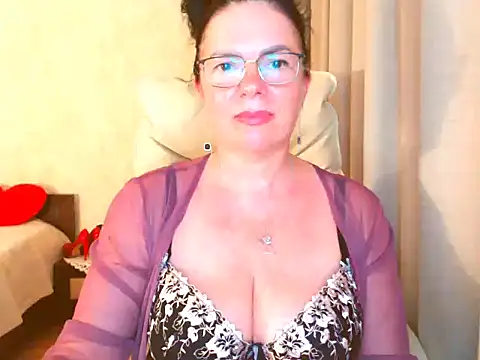 Monica-1203 webcam