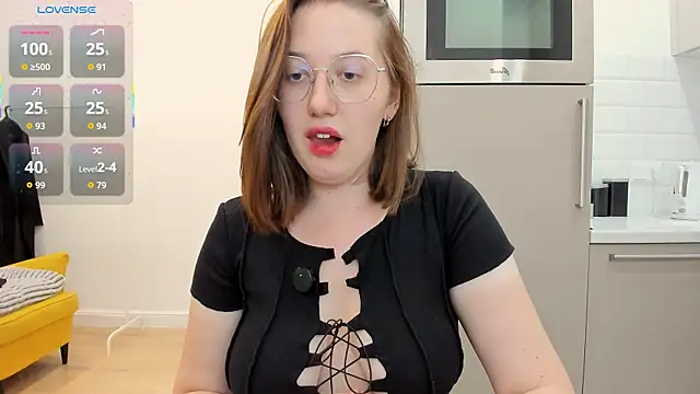 Charmy_Gracy webcam