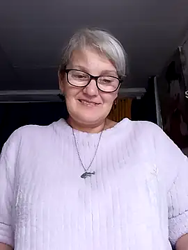 irinamaux live cam