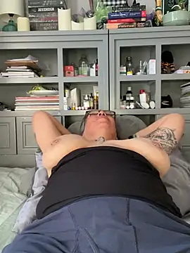dieseldame1313 live cam